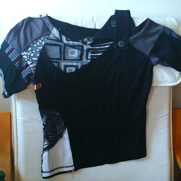 Sweater - Picture 4 of 5